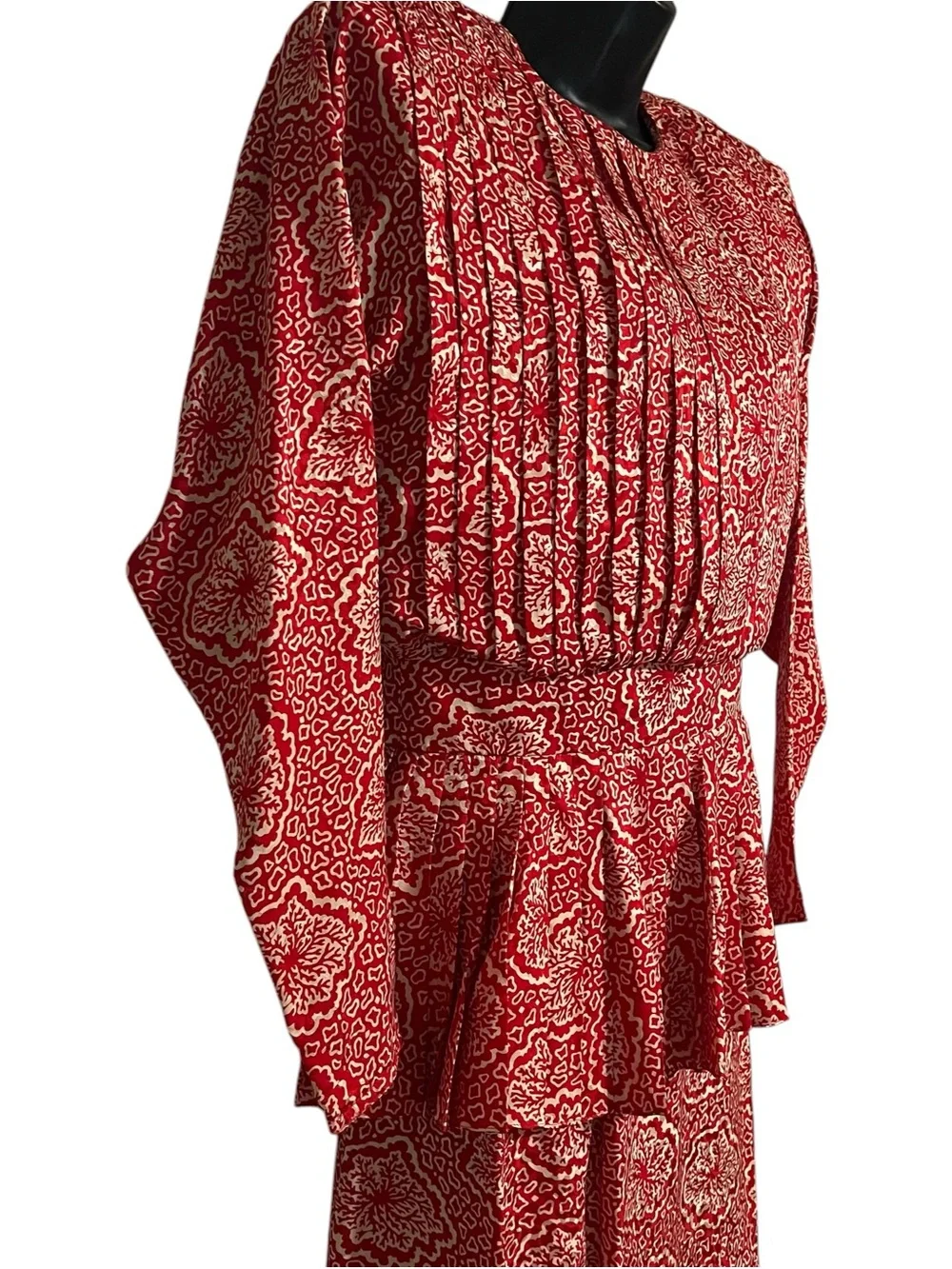 Vintage Raul Blanco Silk Dress Red Cream Print Size 8 Pleated Bodice Long Sleeve
